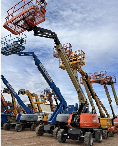 2023 JLG 660SJ