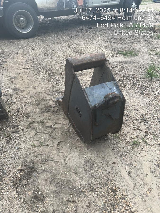 2025 TAG MANUFACTURING 18" HD Bucket - Tag