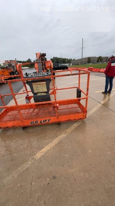 2019 JLG 860SJ