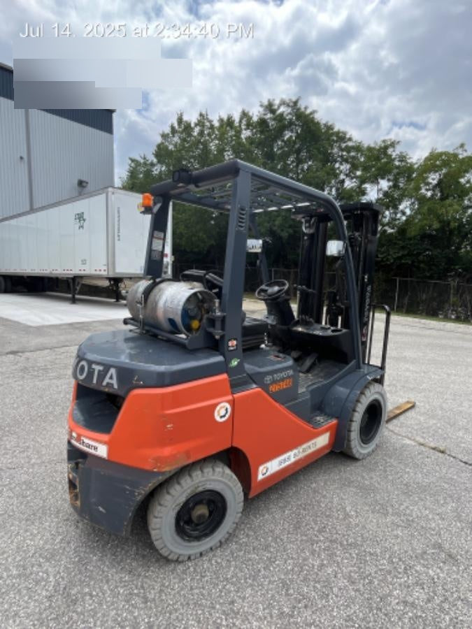 2022 TOYOTA 50-8FGU25