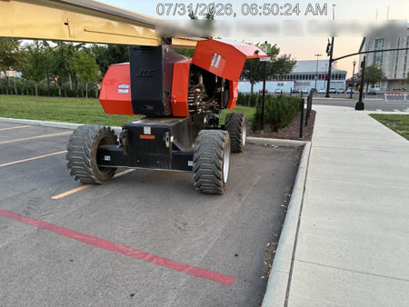 2025 JLG 800AJ