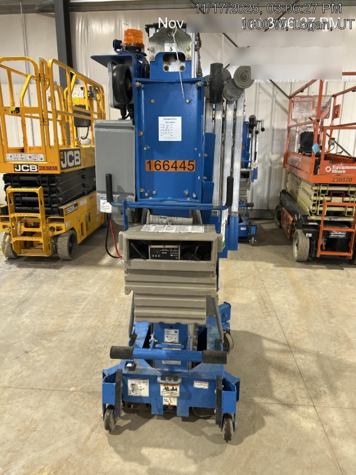 2021 GENIE AWP-30S DC