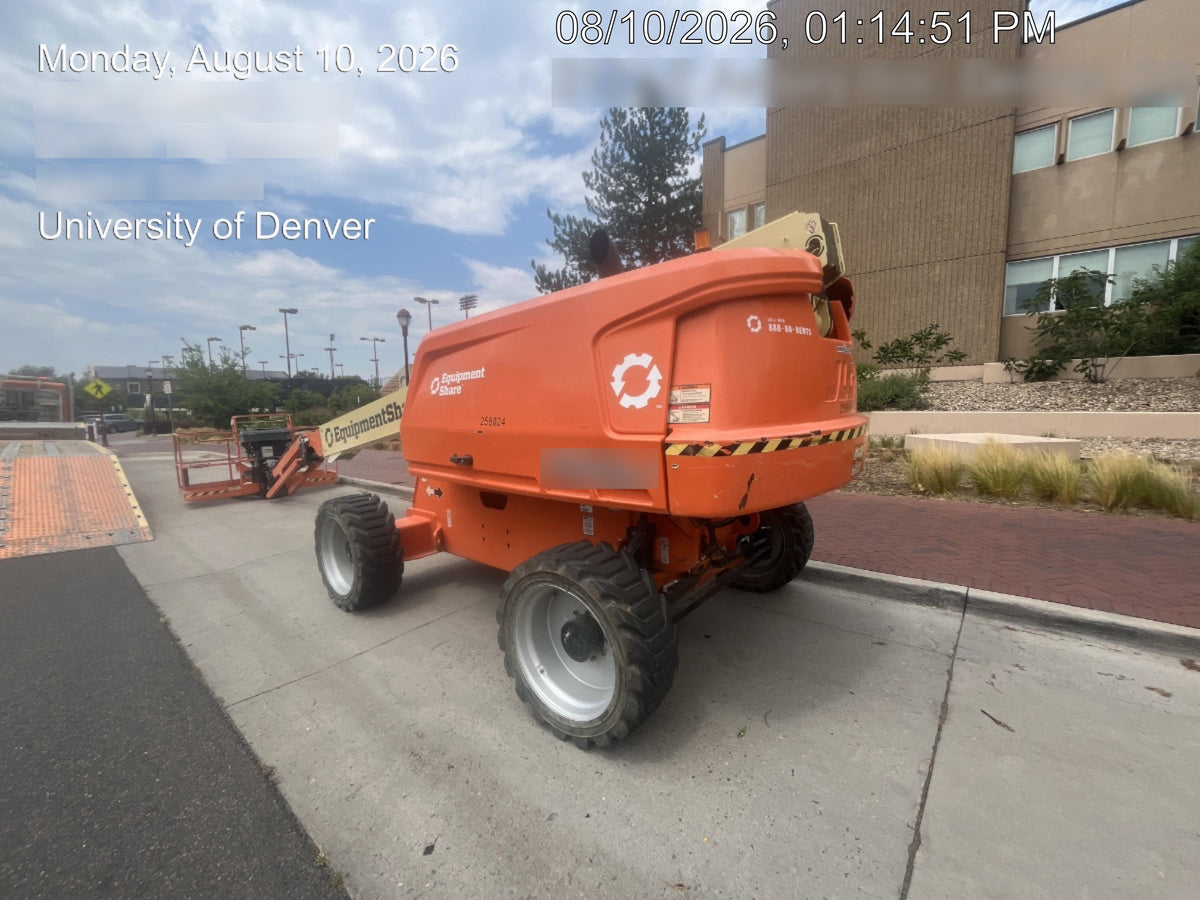 2022 JLG 660SJ