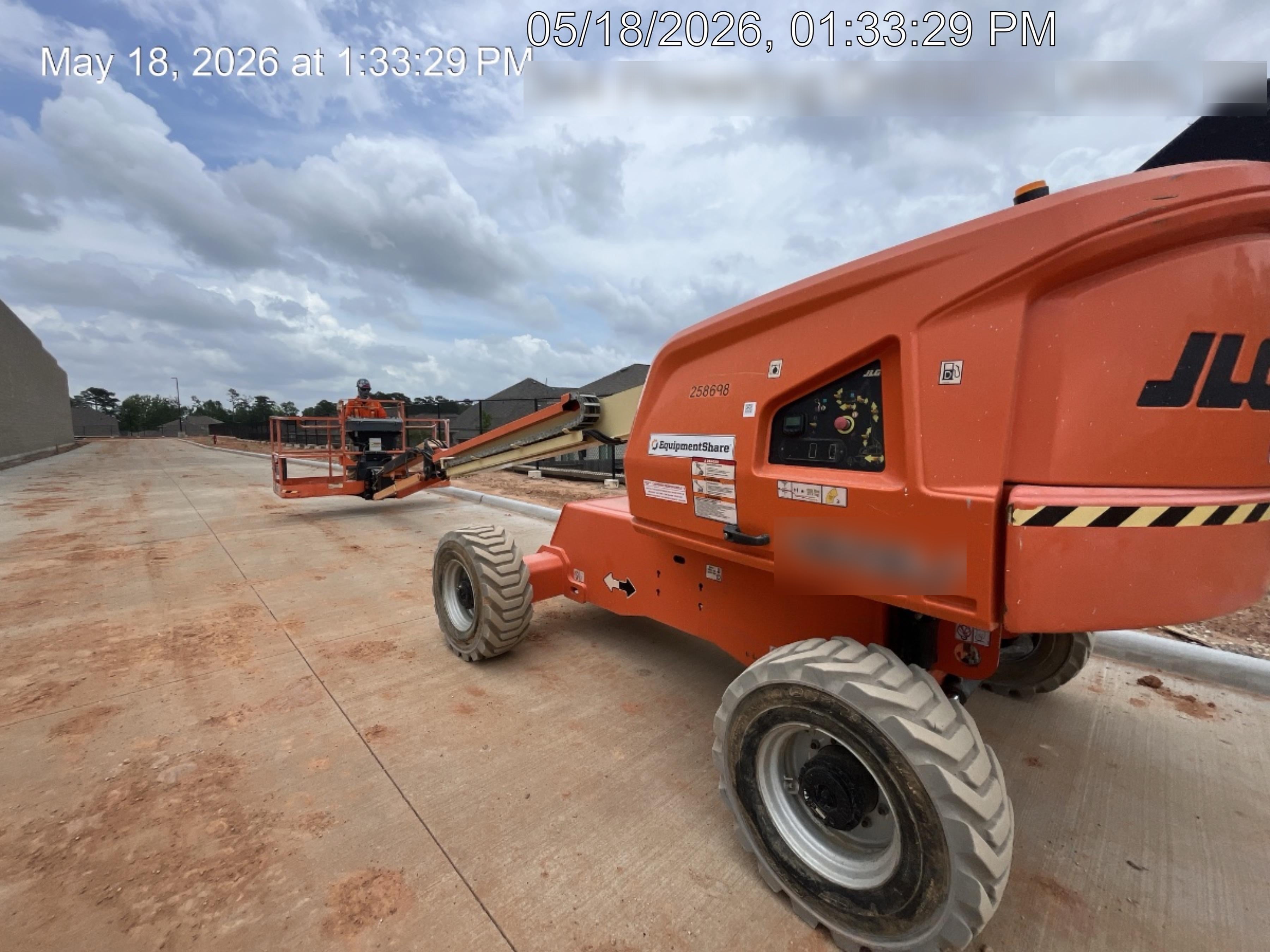 2022 JLG 460SJ