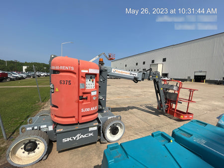 2017 SKYJACK SJ30 AJE