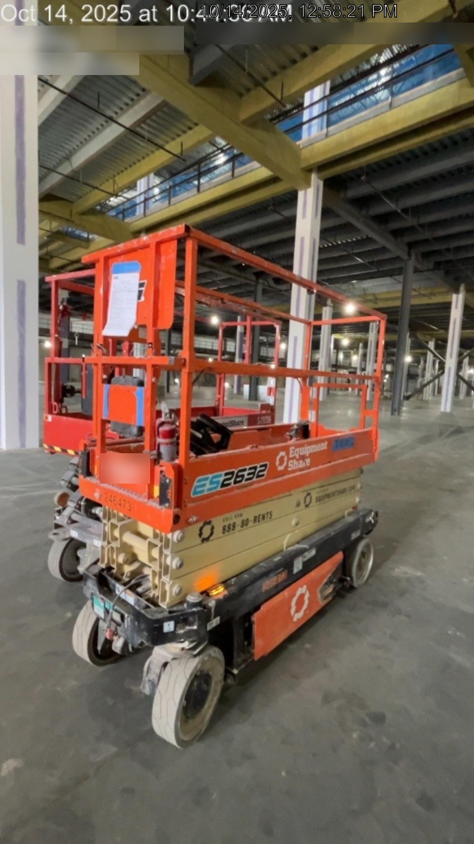 2022 JLG ES2632