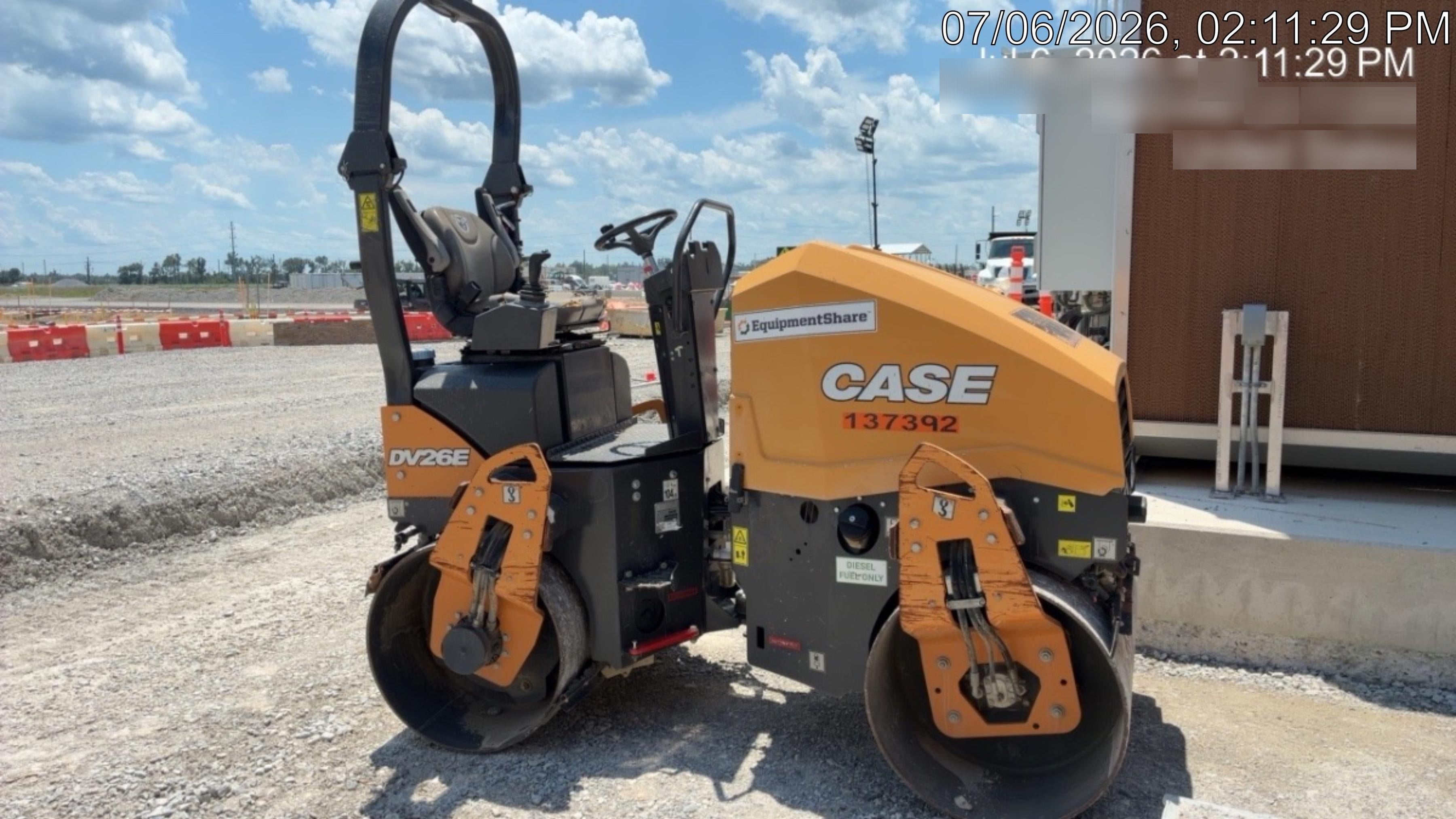 2021 CASE DV26E