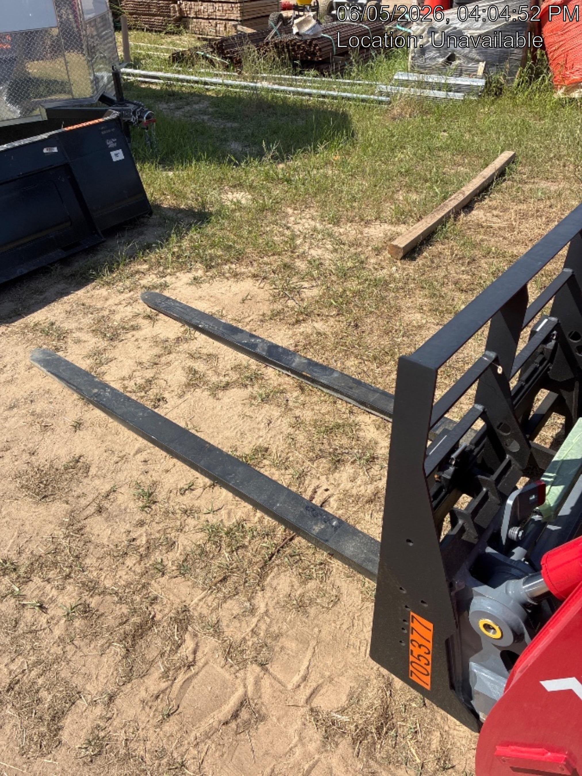 2026 ARROW MATERIAL HANDLING 72" Pallet Forks - Arrow