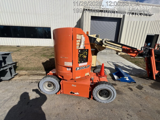 2019 JLG E300AJP