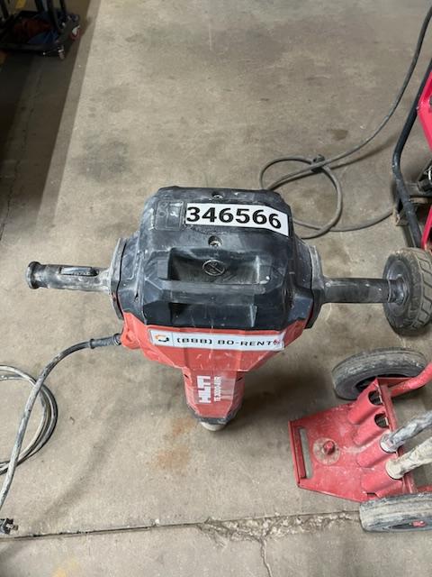 2023 HILTI TE 3000-AVR