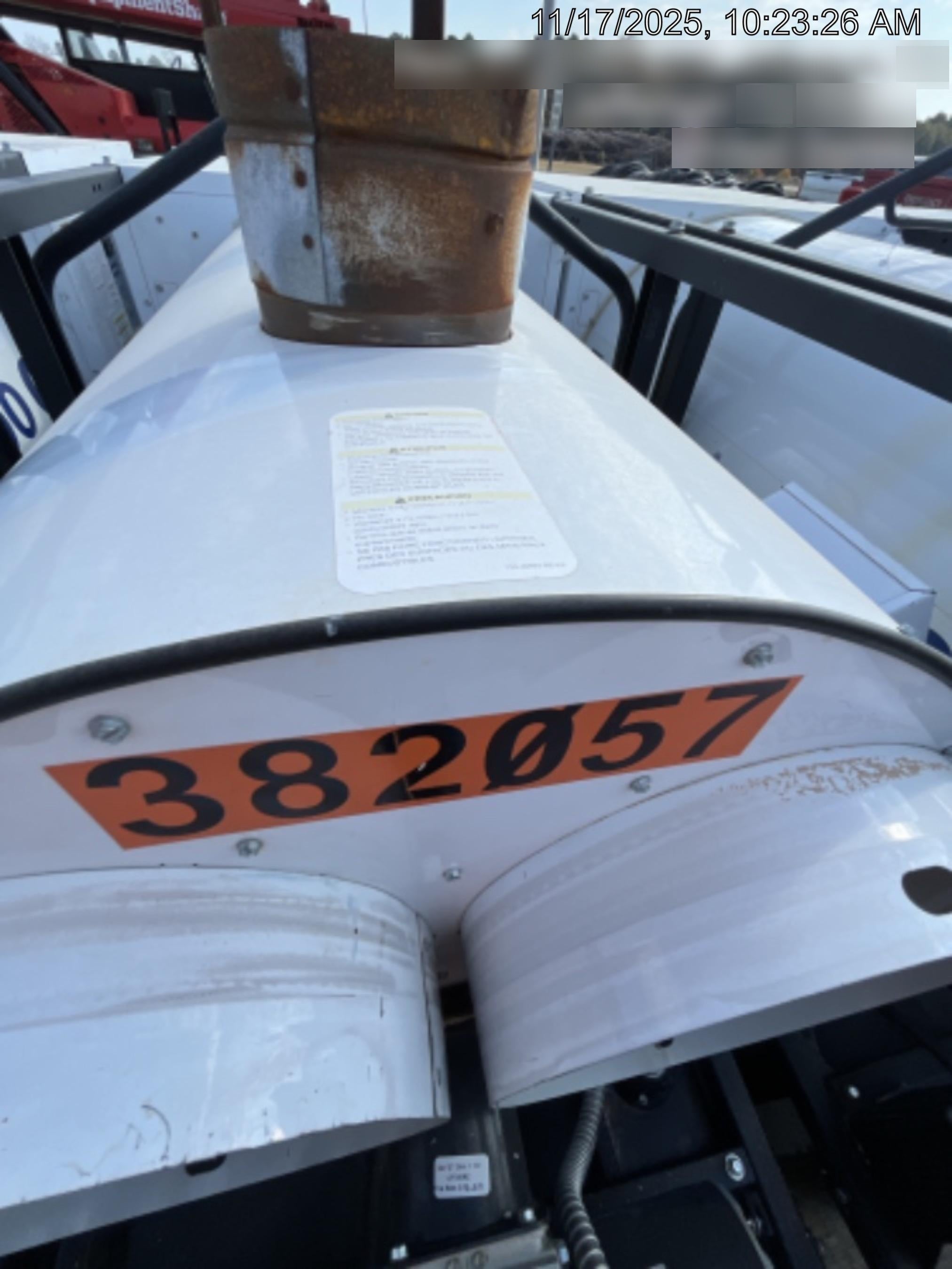 2024 LB WHITE Foreman 500 Oil