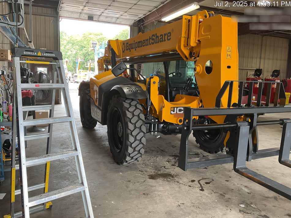 2025 JCB 509-42