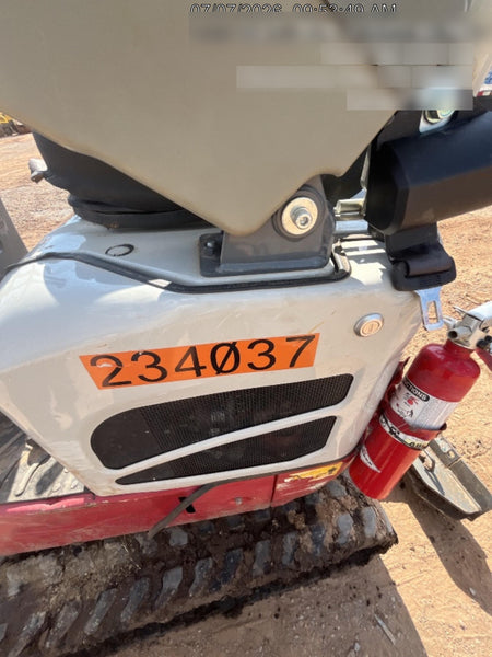 2022 TAKEUCHI TB210R