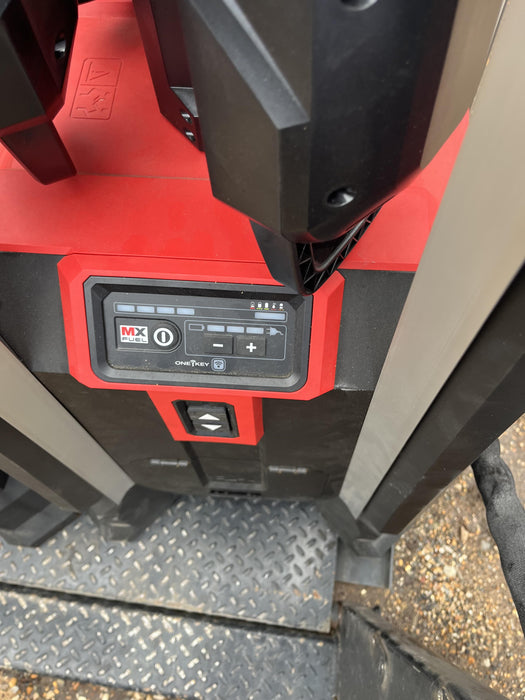 2022 MILWAUKEE MXF041-1XC