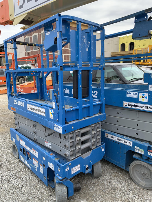 2020 Genie GS-1930 Solid Non Marking Tires, Beacon, Folding rails with half height swing gate
