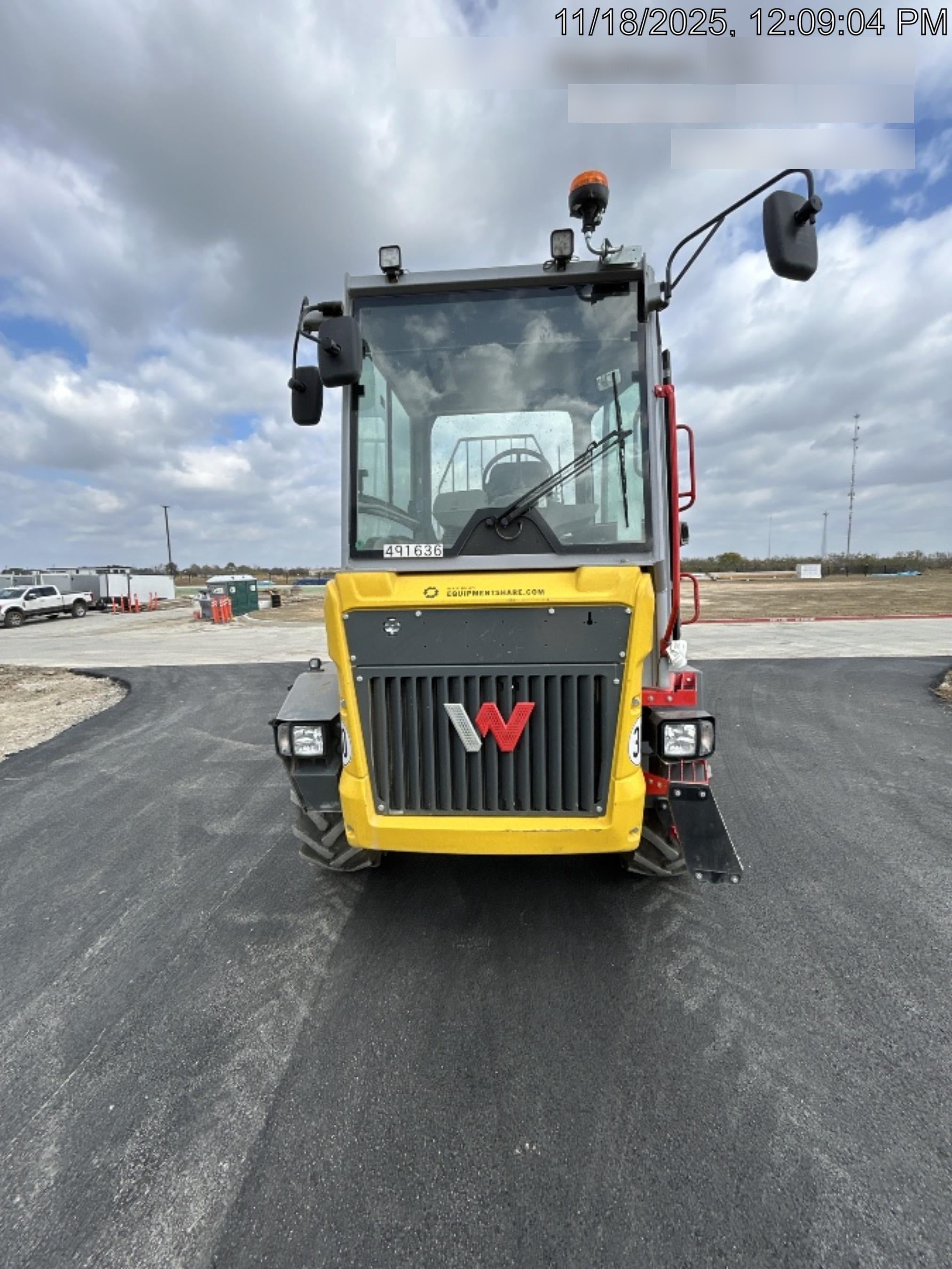 2025 WACKER NEUSON DV604 Cab Standard Tires