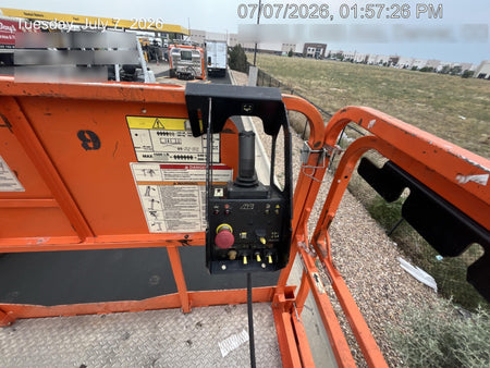 2021 JLG 430LRT