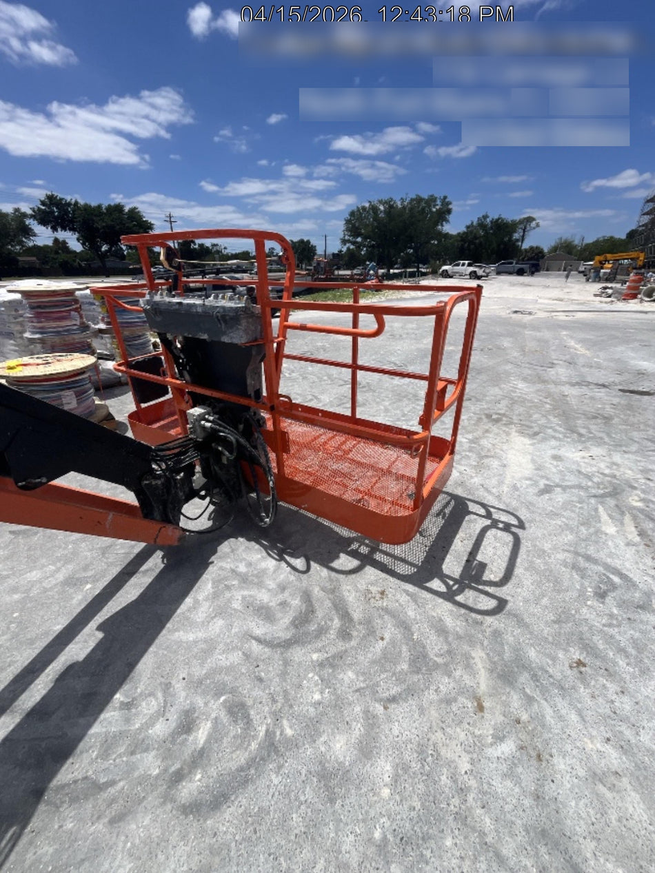 2020 JLG 660SJ