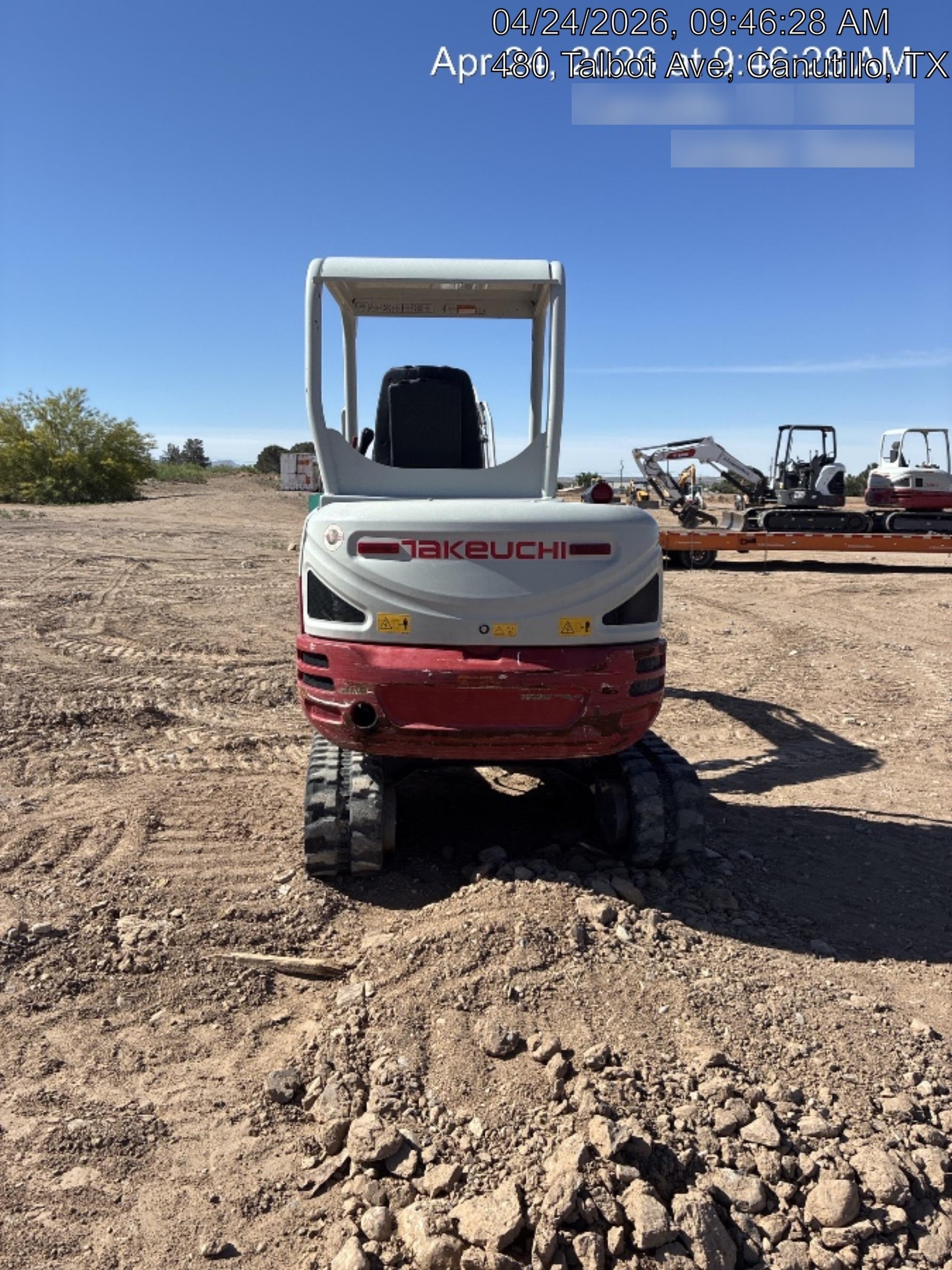 2022 TAKEUCHI TB235-2R