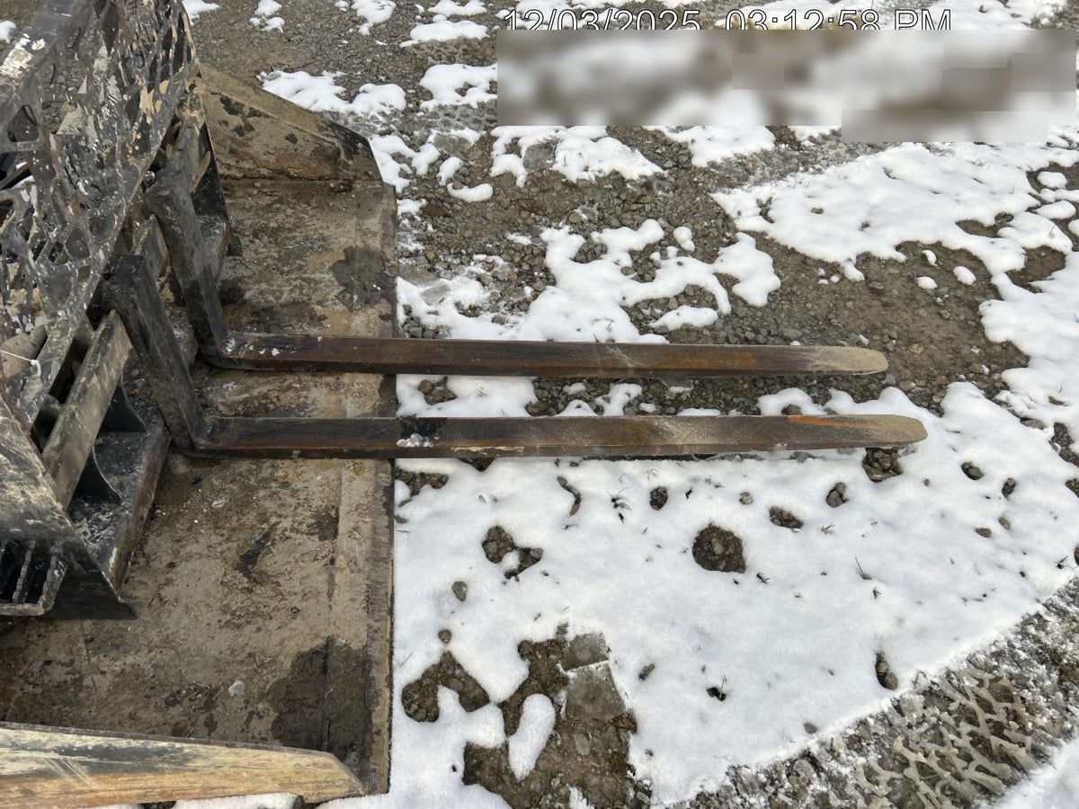 2022 PALADIN 48" Pallet Forks - Paladin