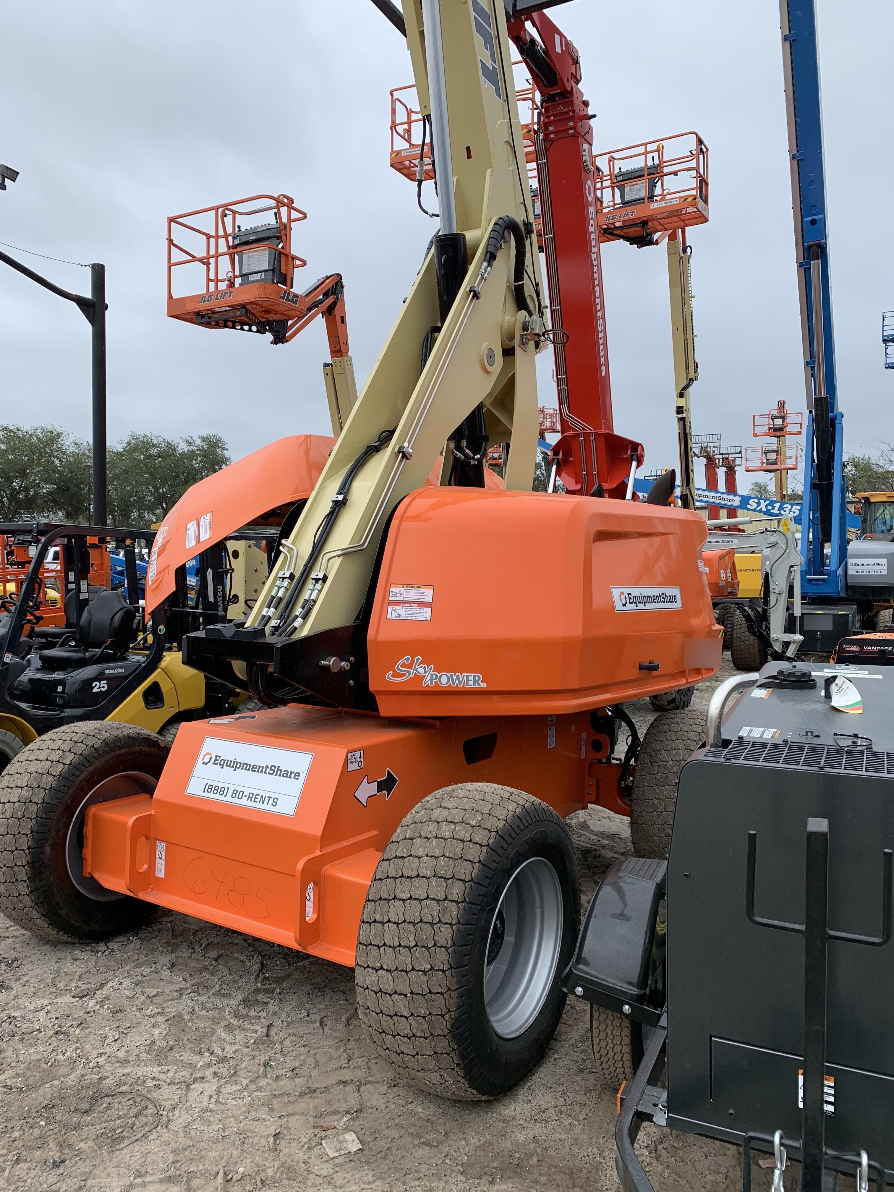 2021 JLG 660SJ