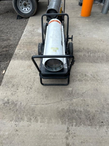2022 LB WHITE Tradesman K175