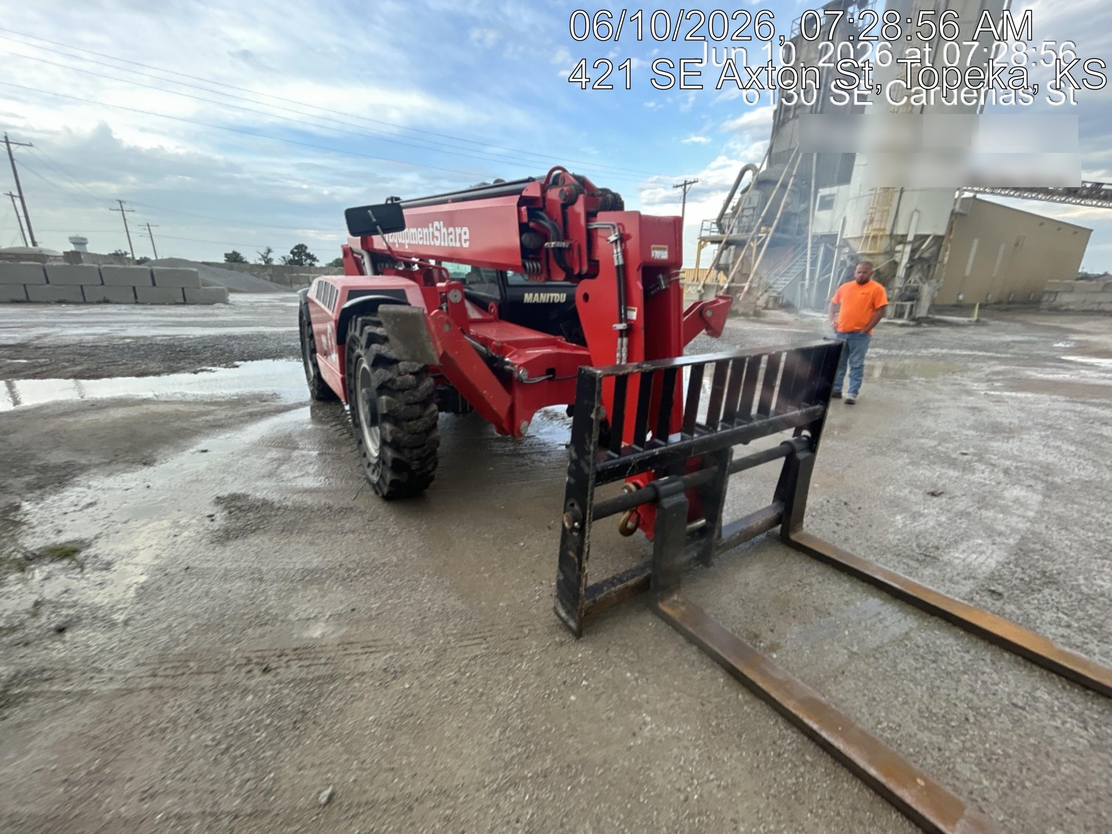 2022 MANITOU MTA12055