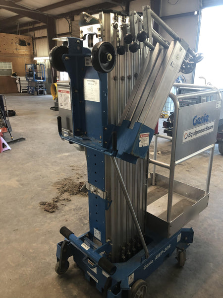 2018 GENIE AWP-30S