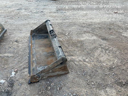 2026 ARROW MATERIAL HANDLING 72" Pallet Forks - Arrow