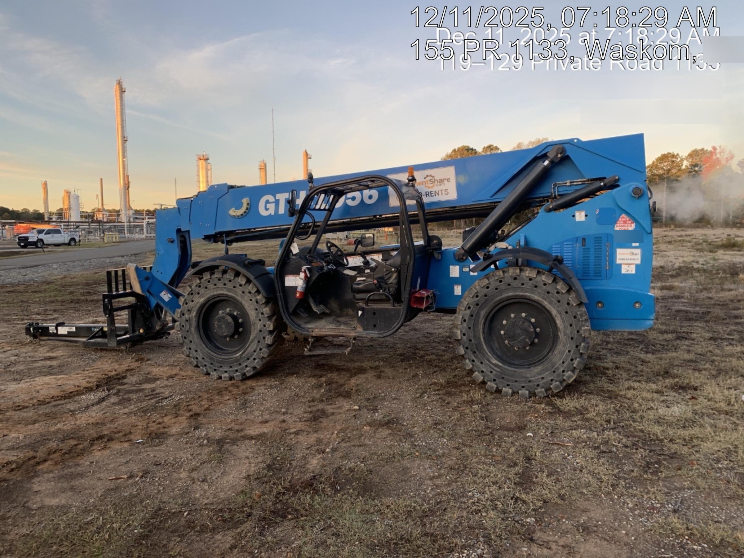 2019 Genie GTH-1056 Canopy, Solid RT Tires, LED Work Lights, Beacon 60" QA Carriage, 60" Forks