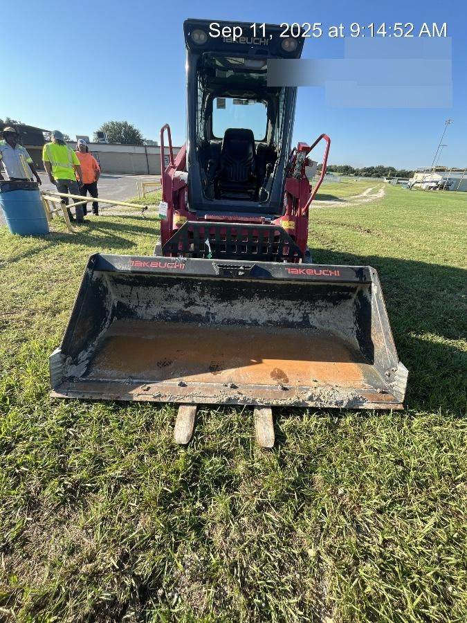 2023 TAKEUCHI TL8R2-CR