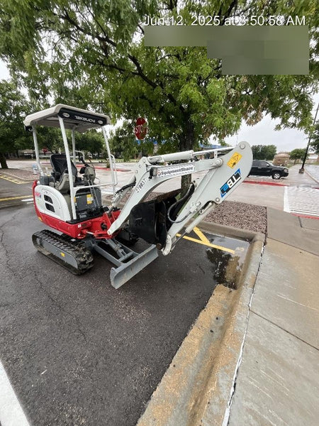 2022 TAKEUCHI TB20e