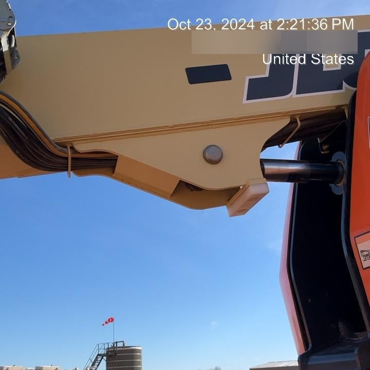 2021 JLG 460SJ