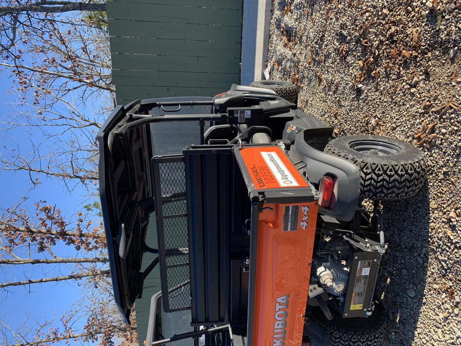 2020 Kubota RTV-X1140W-H 4WD utility cart -LED strobe -Windshield tempered glass -Plastic canopy -Wire harness kit -Backup alarm