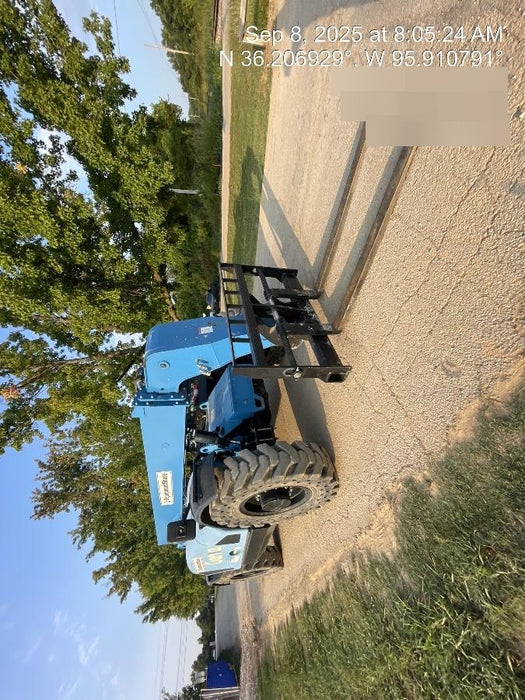 2018 Genie GTH-844 Genie GTH-844 w/ROPS, Work Lights, Solid Tires, RH Cab Mesh, Beacon, 60" Carriage and Forks