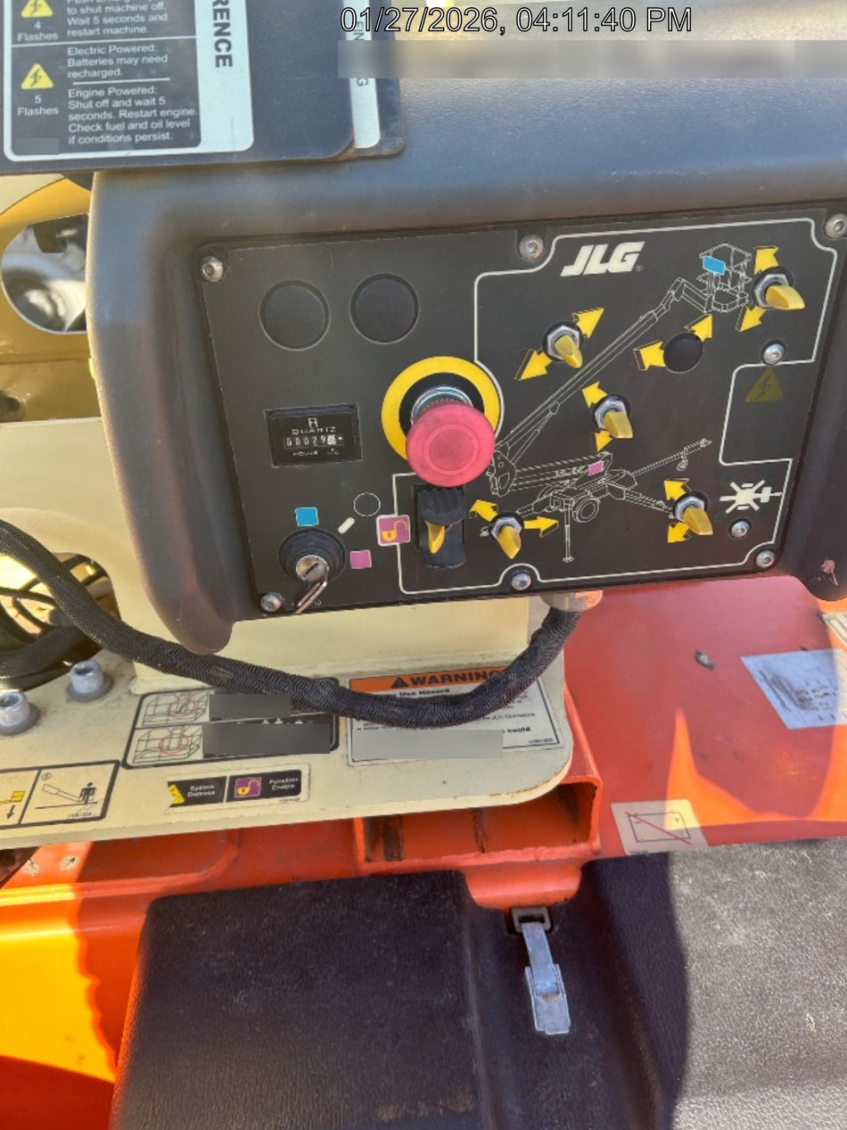 2022 JLG T350