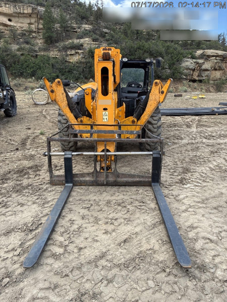 2020 JCB 512-56