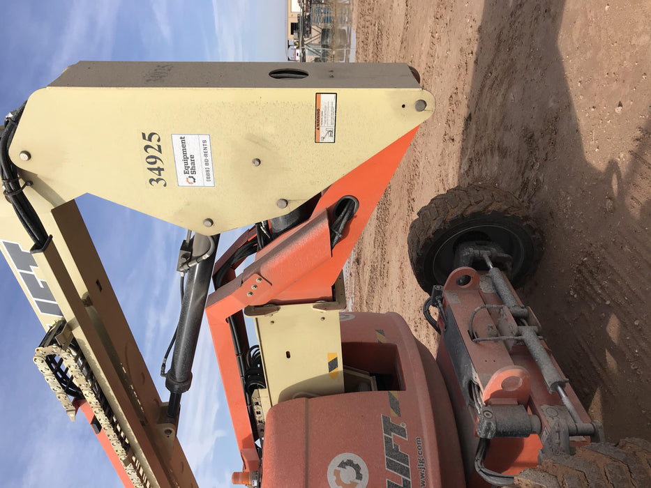 2019 JLG 600AJ