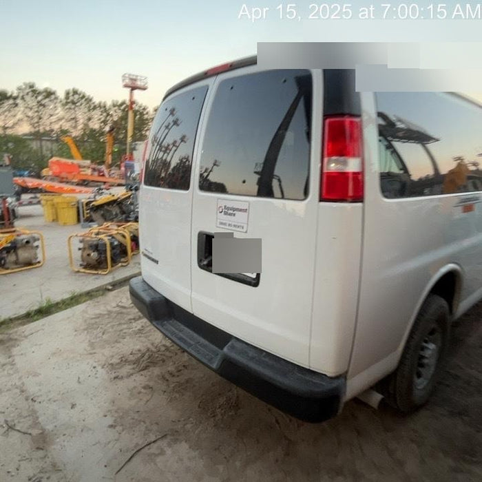 2023 CHEVROLET Express Van - Rental