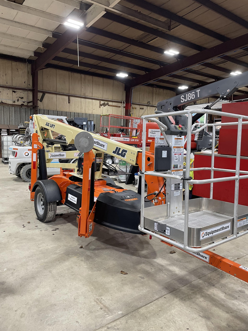 2022 JLG T350