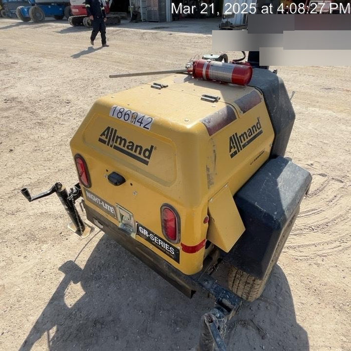 Allmand NLV3GR (4) LED Light Fixture 350W, 23' Vertical Mast, 3kW Prime, Towable, Deep Sea L401, Leveling Jacks, Yanmar T4F 5.8hp