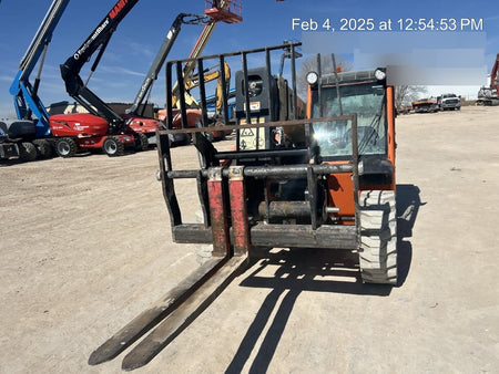 2020 JLG G5-18A Cab/Heat/Air, NM Solid Tires, Beacon w/48" Carriage, 48" Pallet Forks
