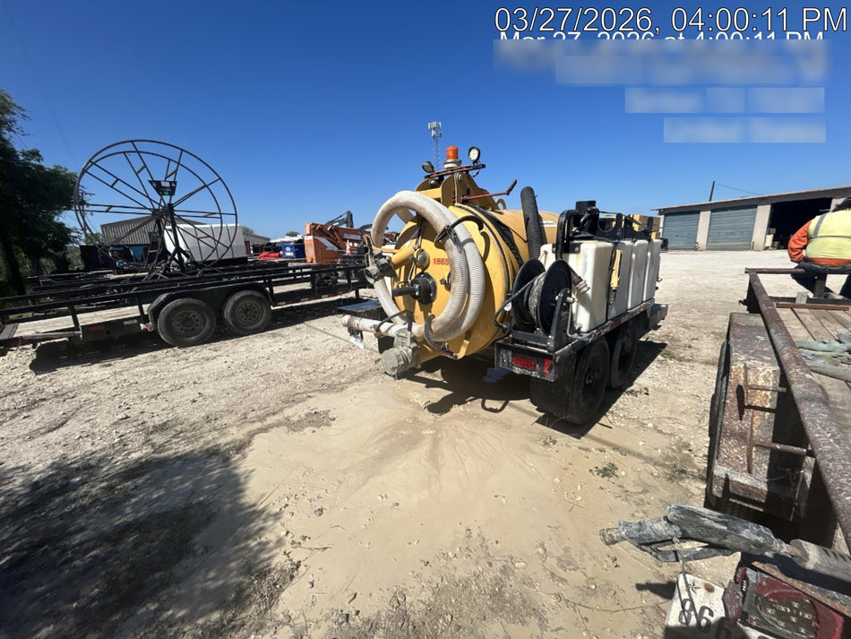 2021 VAC-TRON LP573XDT