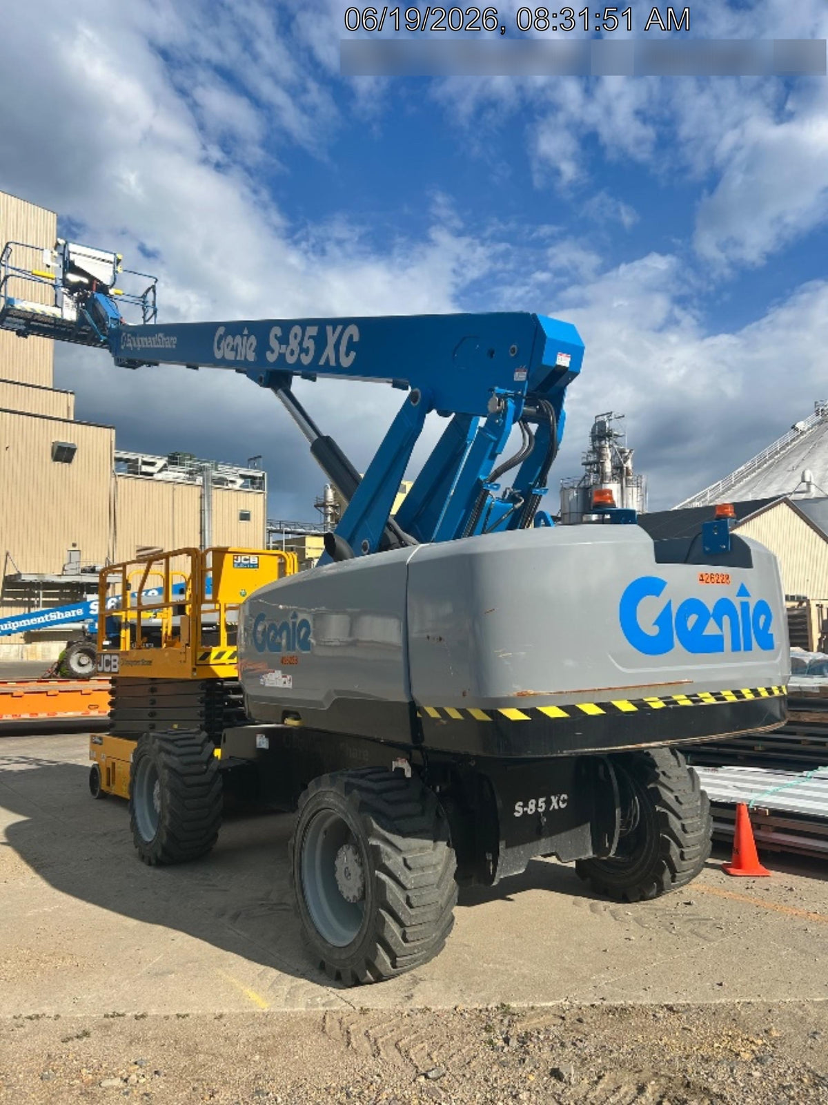 2024 GENIE S-85 XC