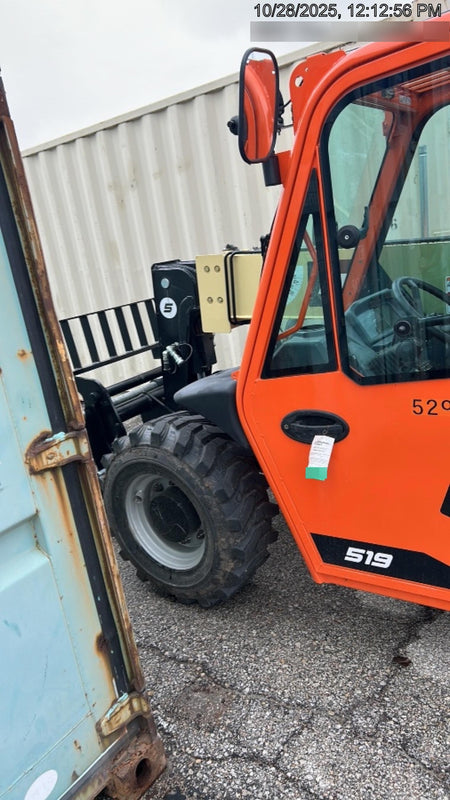 2025 JLG 519