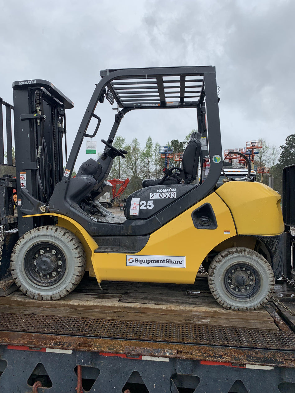 2022 KOMATSU FG25T-16