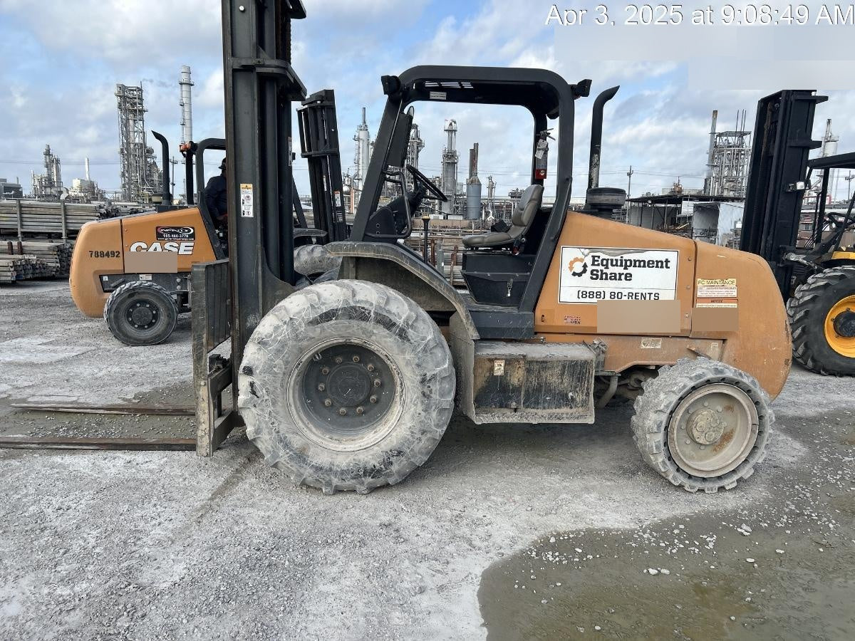 2018 CASE 588H