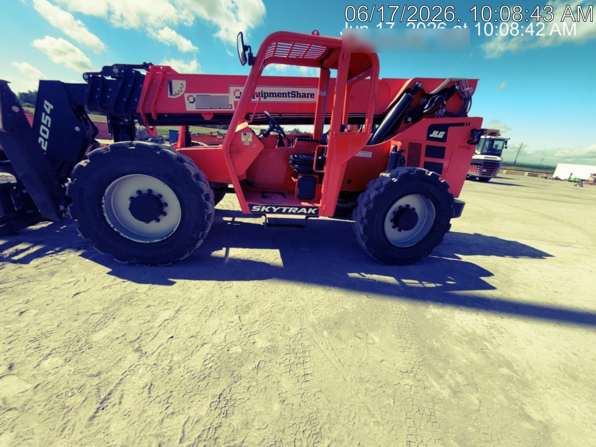 2022 SKYTRAK 12054