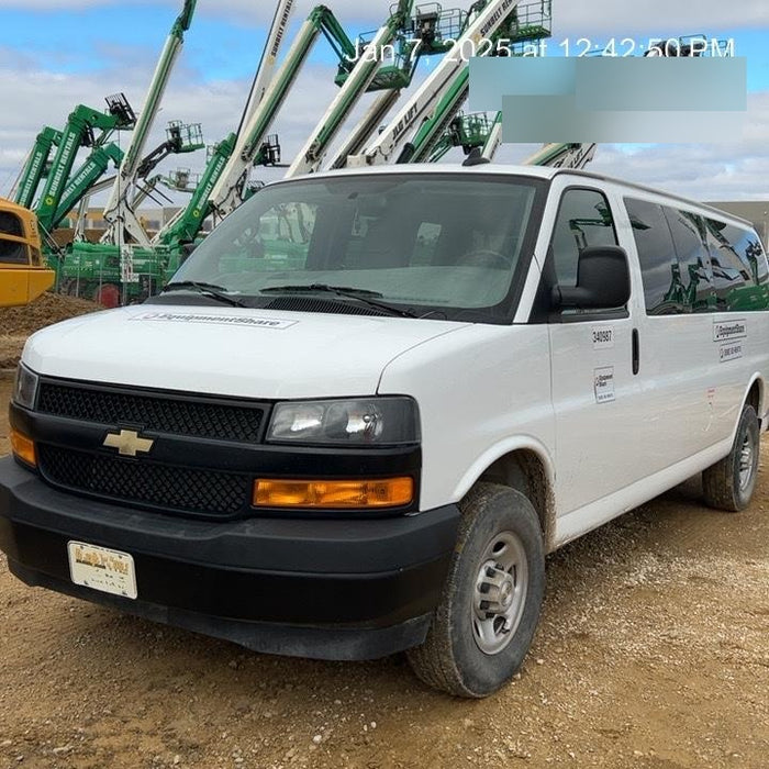 2023 CHEVROLET Express Van - Rental