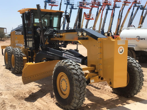 2019 JOHN DEERE 672G